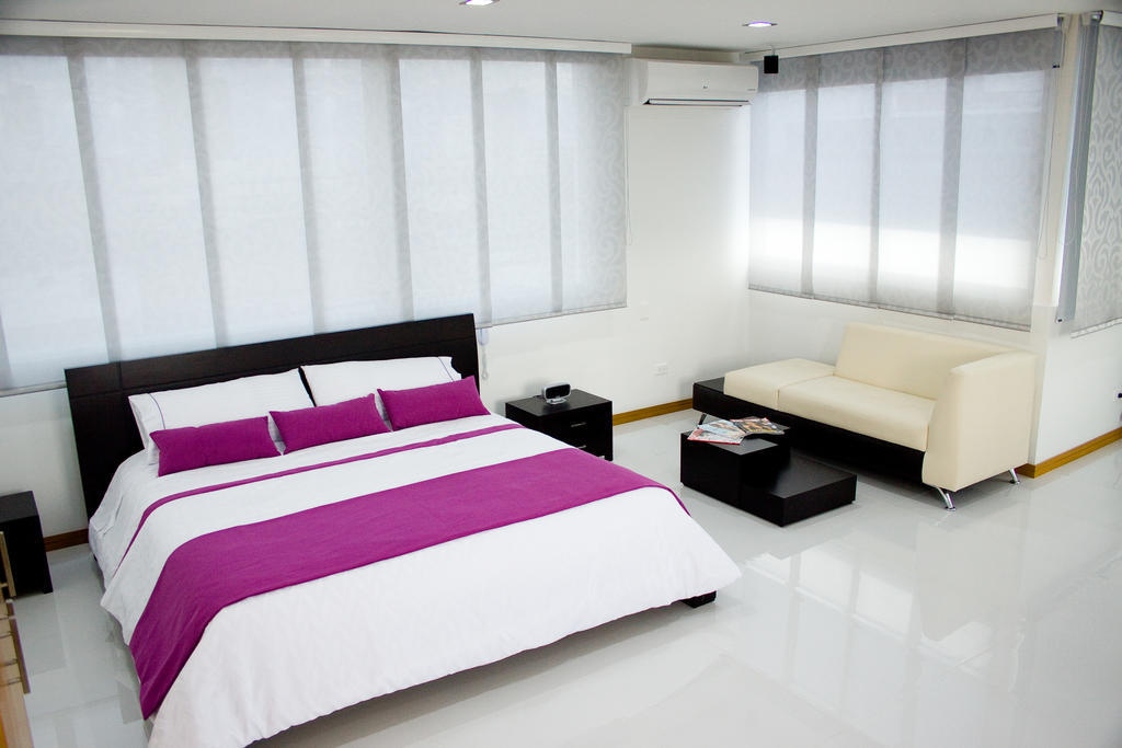 Hotel San Antonio Plaza Кали Стая снимка